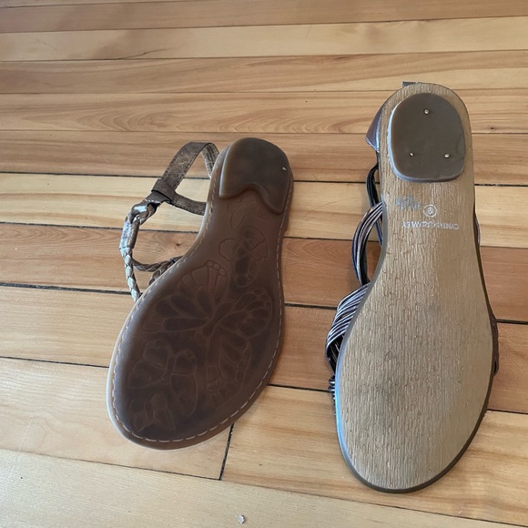 Sandals - Picture 4 of 5